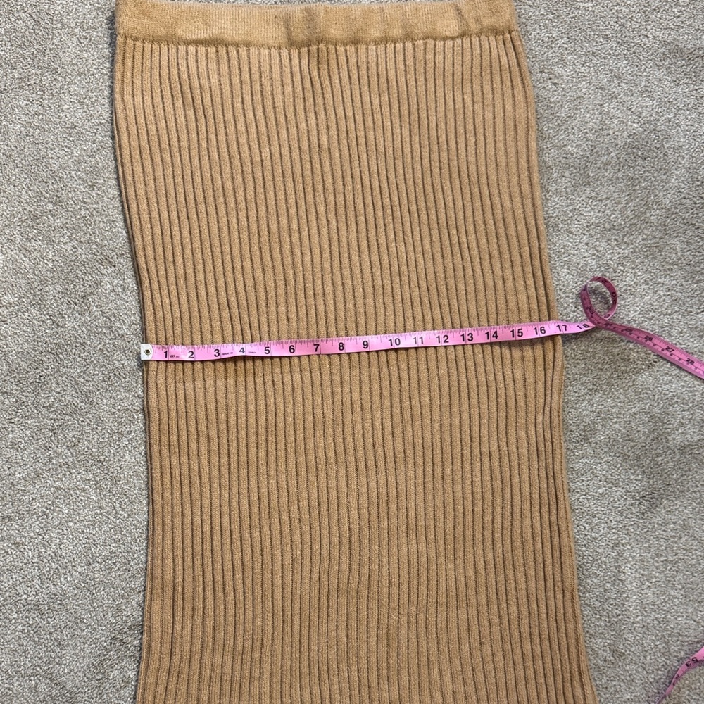 Tan Ribbed Knit Skirt - Picture 3 of 3